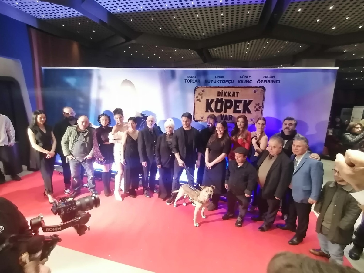 Dikkat Köpek Var; Film Galasından Görüntüler