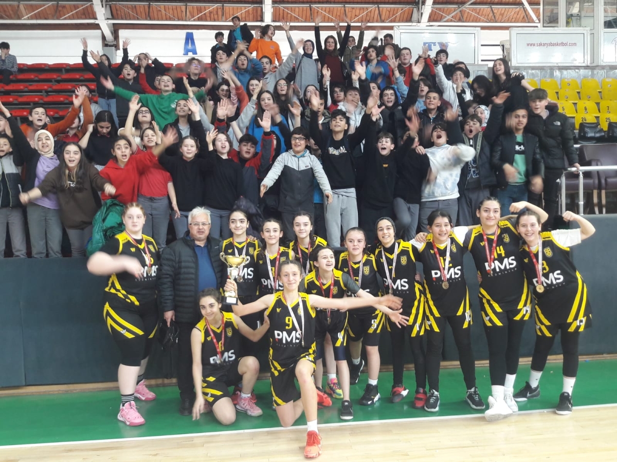 BÜYÜK İLGİ; Yıldız Kızlar Basketbol İl Birinciliği Müsabakalarında final maçları oynandı.