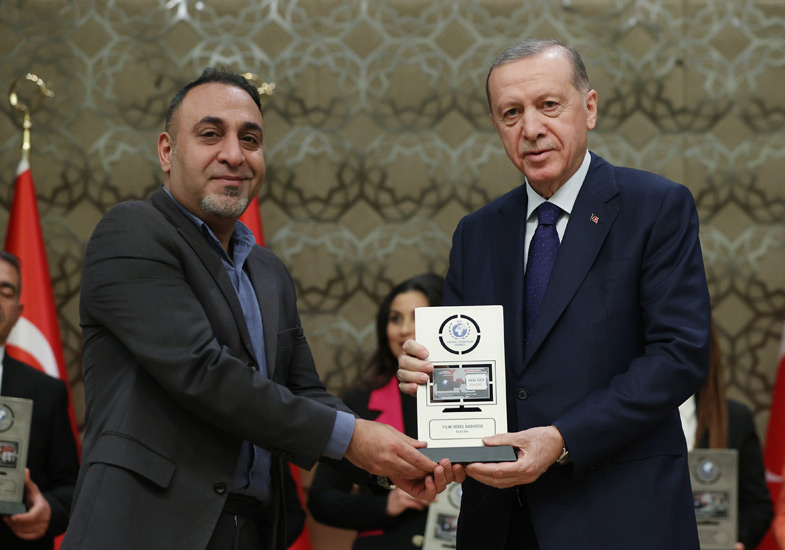 Cumhurbaşkanı Erdoğan, “7. Anadolu Medya Ödülleri” programına katıldı