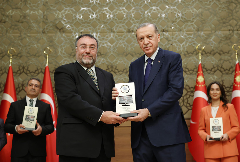 Cumhurbaşkanı Erdoğan, “7. Anadolu Medya Ödülleri” programına katıldı