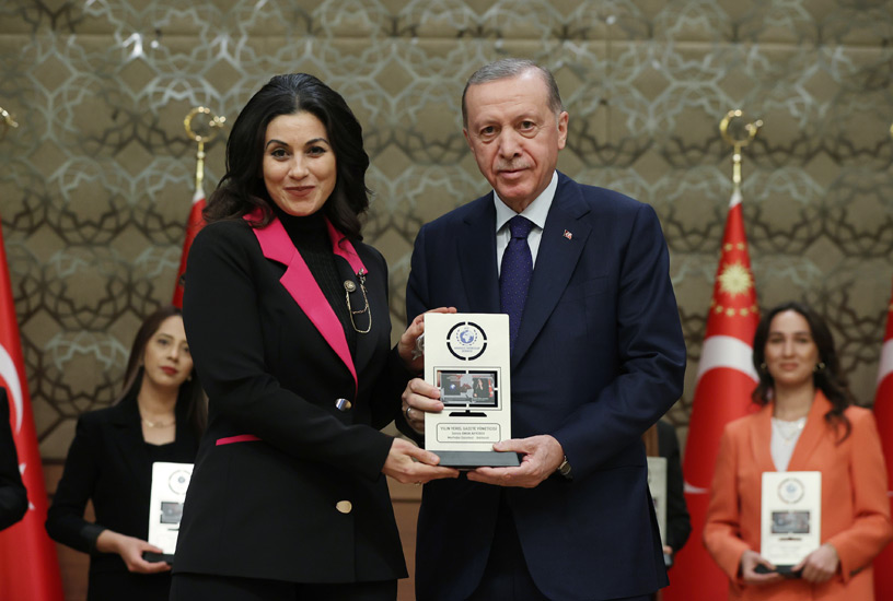 Cumhurbaşkanı Erdoğan, “7. Anadolu Medya Ödülleri” programına katıldı