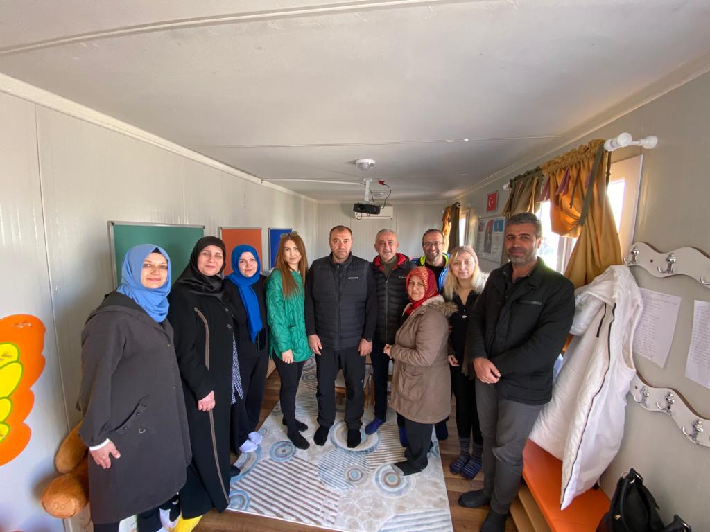 SAKARYA İL MİLLİ EĞİTİM MÜDÜRLÜĞÜNÜN GÖNÜLLÜ ÖĞRETMENLERİ MALATYA'DA..