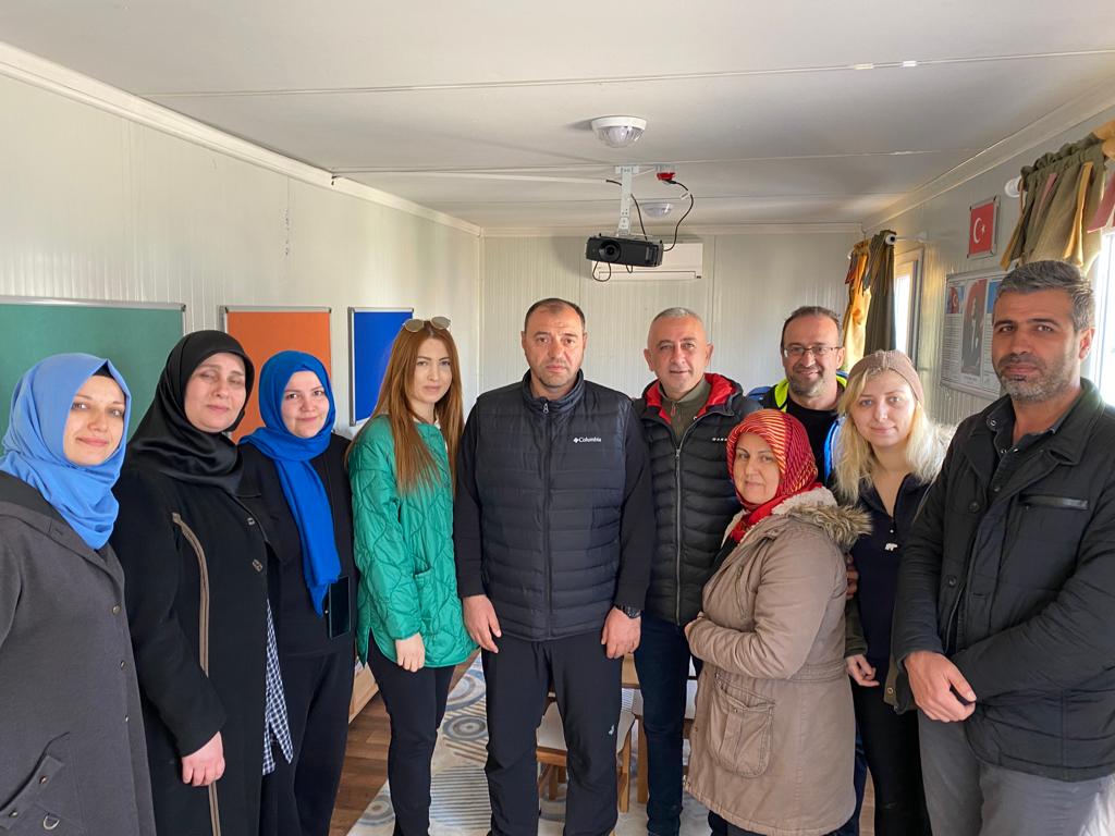 SAKARYA İL MİLLİ EĞİTİM MÜDÜRLÜĞÜNÜN GÖNÜLLÜ ÖĞRETMENLERİ MALATYA'DA..
