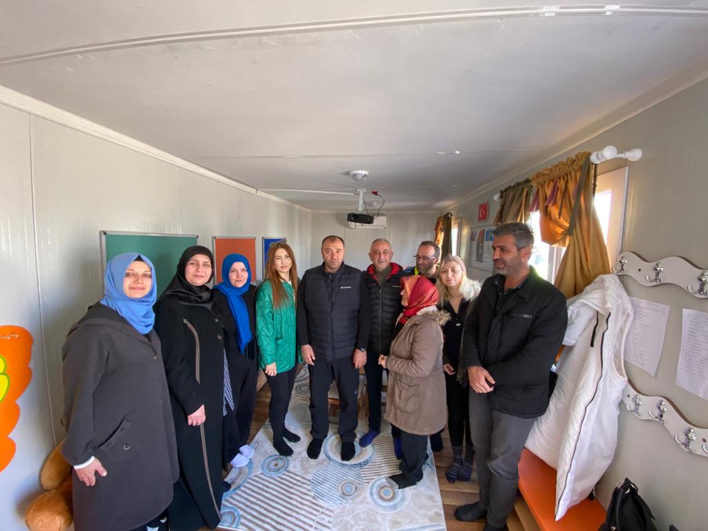SAKARYA İL MİLLİ EĞİTİM MÜDÜRLÜĞÜNÜN GÖNÜLLÜ ÖĞRETMENLERİ MALATYA'DA..