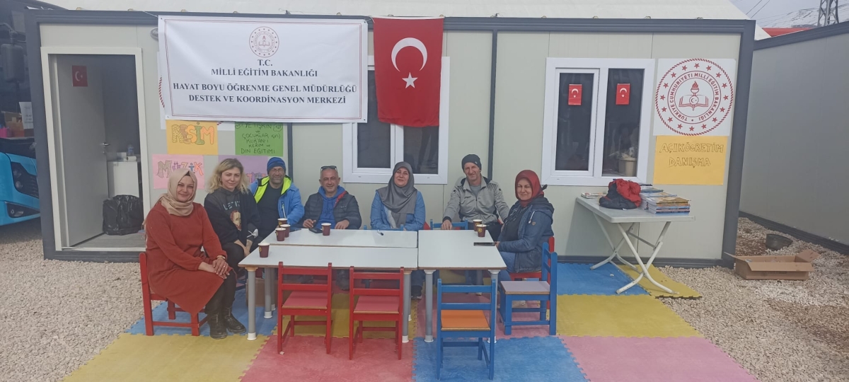 SAKARYA İL MİLLİ EĞİTİM MÜDÜRLÜĞÜNÜN GÖNÜLLÜ ÖĞRETMENLERİ MALATYA'DA..