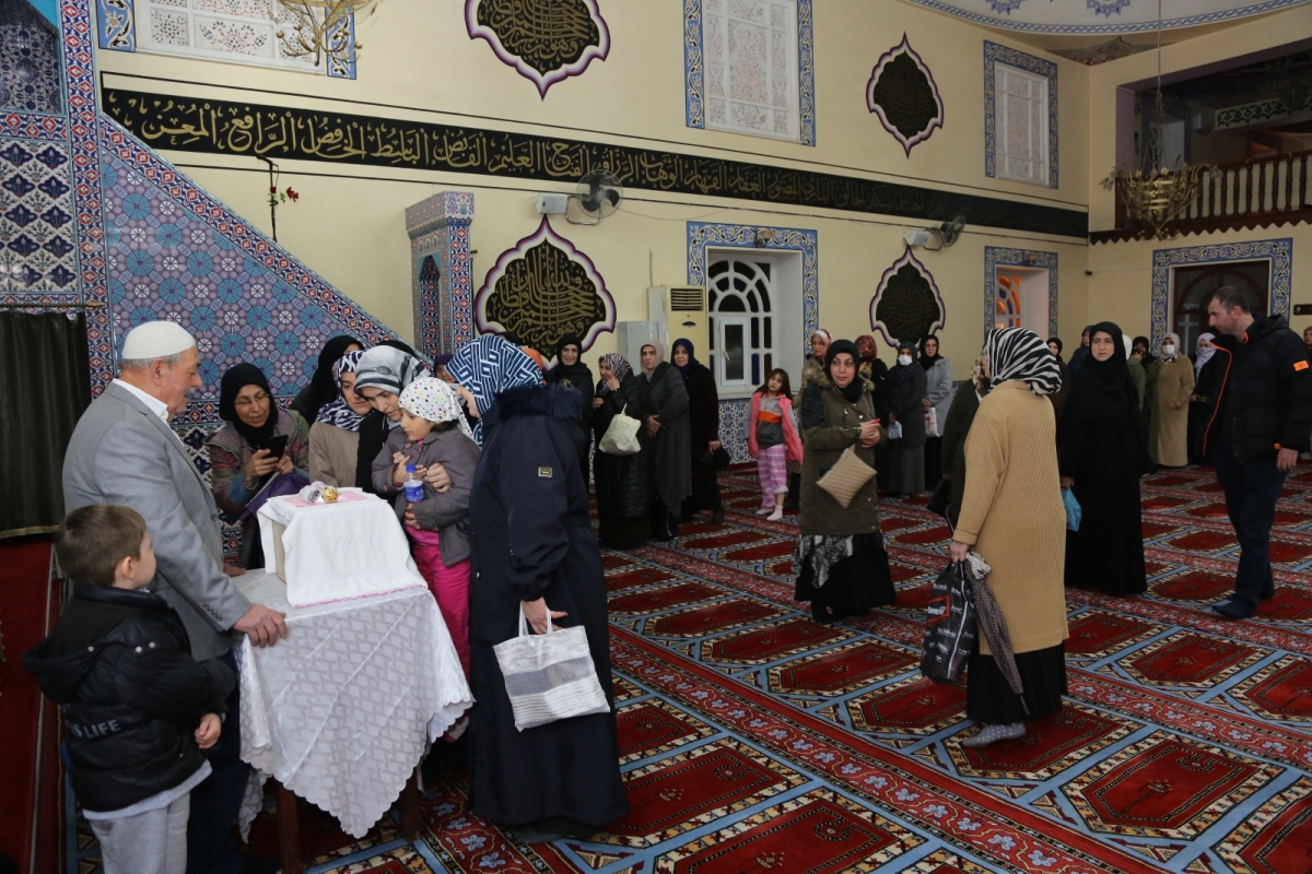 Sapak Camii'nde İftar