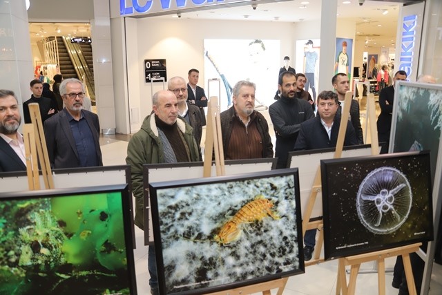 Bu anlamlı serginin geliri yetim ve öksüz çocuklar için