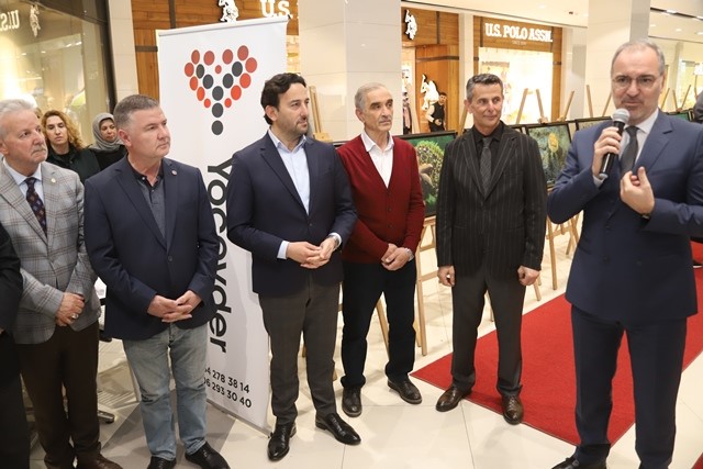 Bu anlamlı serginin geliri yetim ve öksüz çocuklar için