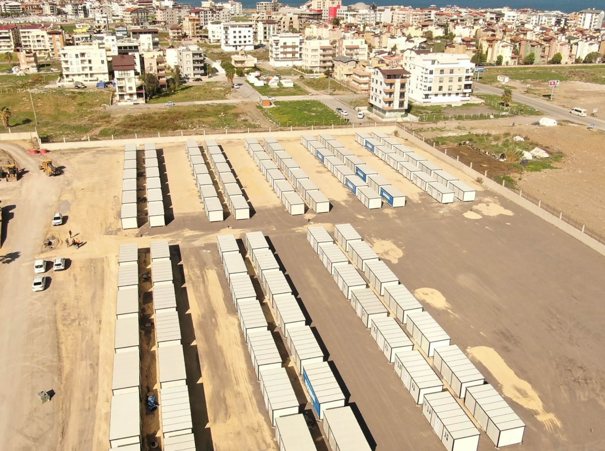 İçişleri Bakanı Soylu İskenderun’daki konteyner kentte: