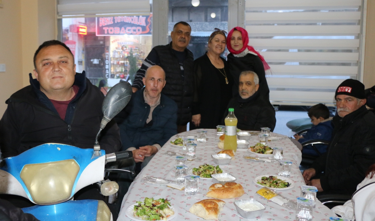 Sakarya Engelliler & Güçlüanneler Yardımlaşma Derneği İftar Yemeğinden Kareler