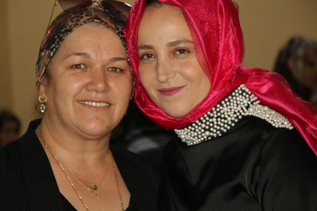 Sakarya Engelliler & Güçlüanneler Yardımlaşma Derneği İftar Yemeğinden Kareler