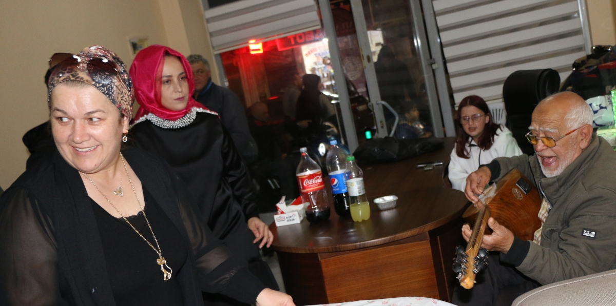 Sakarya Engelliler & Güçlüanneler Yardımlaşma Derneği İftar Yemeğinden Kareler