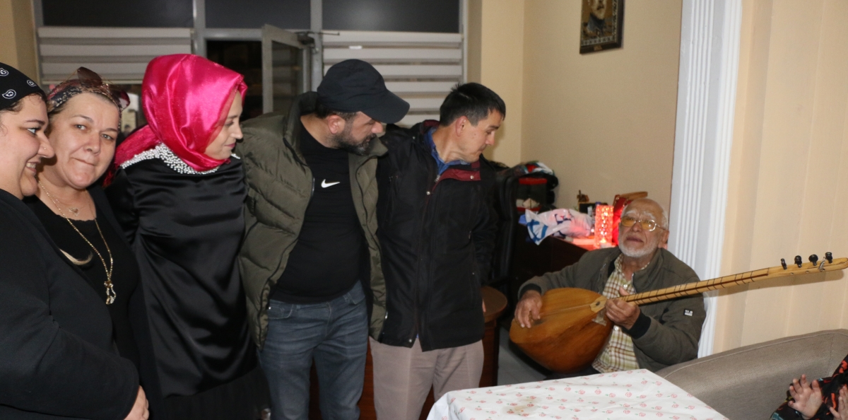Sakarya Engelliler & Güçlüanneler Yardımlaşma Derneği İftar Yemeğinden Kareler