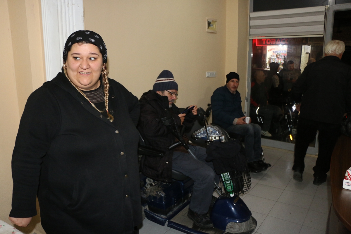 Sakarya Engelliler & Güçlüanneler Yardımlaşma Derneği İftar Yemeğinden Kareler