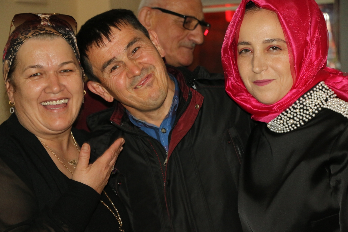 Sakarya Engelliler & Güçlüanneler Yardımlaşma Derneği İftar Yemeğinden Kareler