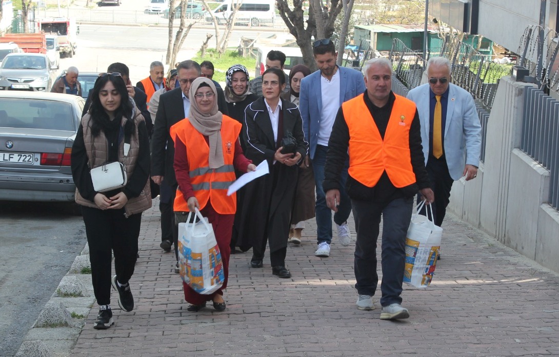 AK PARTİ İSTANBUL’DAN TARİHİ REKOR! 2 GÜNDE 1 MİLYON HANE ZİYARET EDİLDİ