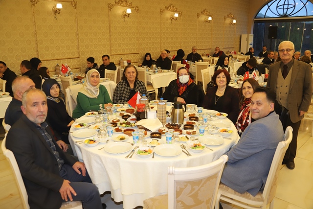 PAKSAN iftar yemeği verdi