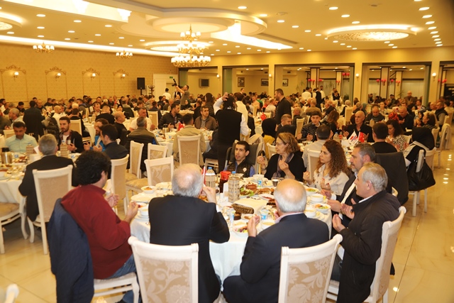 PAKSAN iftar yemeği verdi
