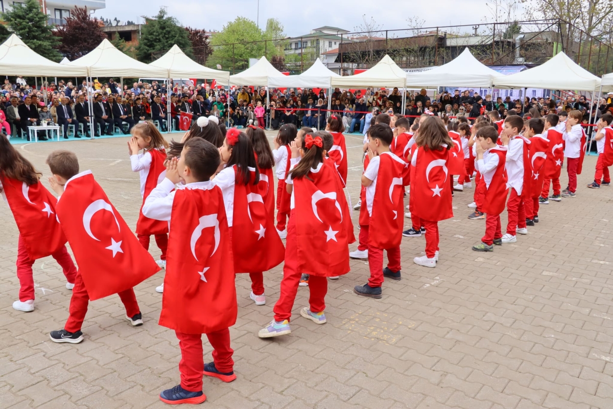 Sakarya'da 23 Nisan Coşkuyla Kutlandı