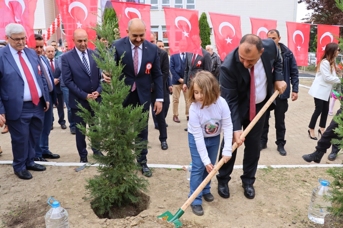 Sakarya'da 23 Nisan Coşkuyla Kutlandı