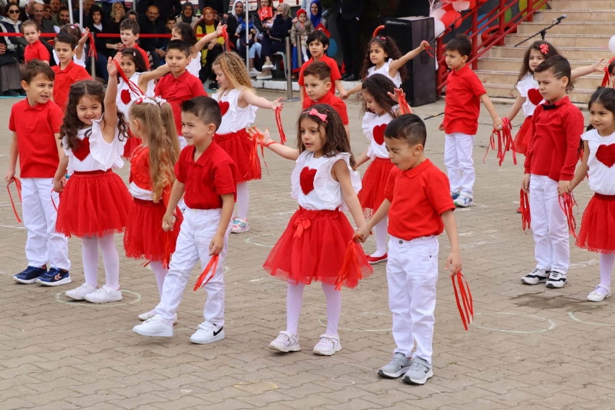 Sakarya'da 23 Nisan Coşkuyla Kutlandı
