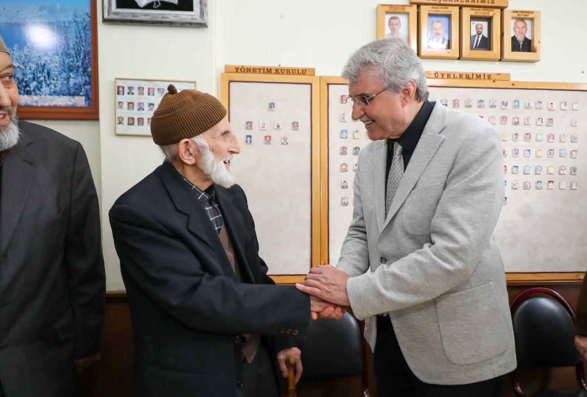 Ekrem Yüce Sakarya’yı karış karış gezdi: “Biz bu şehre gönülden sevdalıyız”