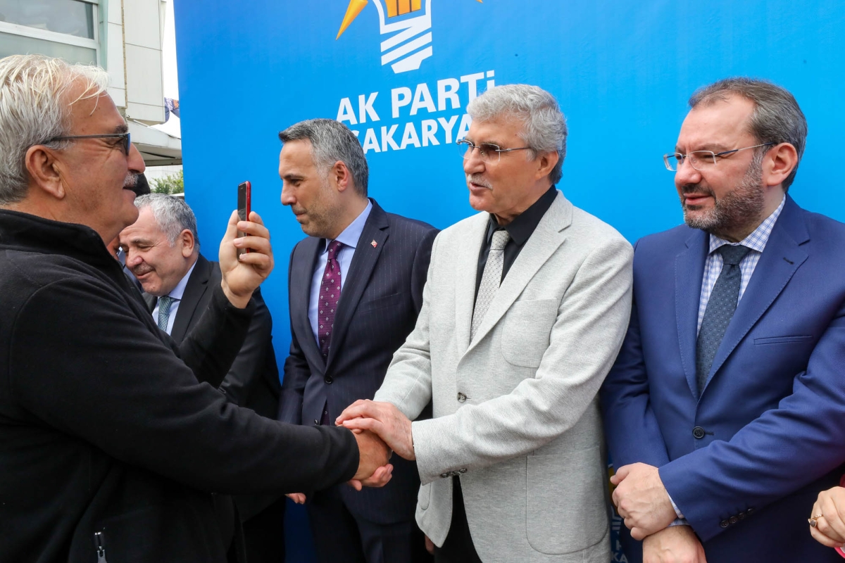 Ekrem Yüce Sakarya’yı karış karış gezdi: “Biz bu şehre gönülden sevdalıyız”