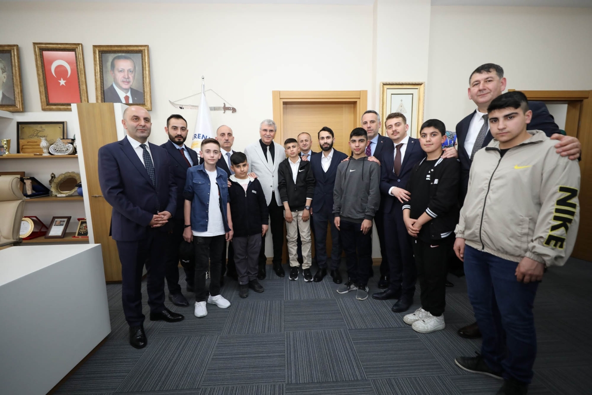 Ekrem Yüce Sakarya’yı karış karış gezdi: “Biz bu şehre gönülden sevdalıyız”