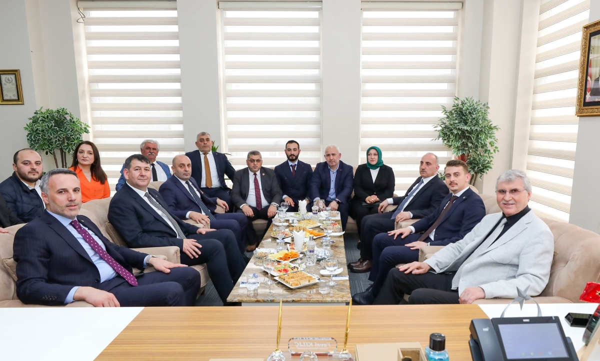 Ekrem Yüce Sakarya’yı karış karış gezdi: “Biz bu şehre gönülden sevdalıyız”
