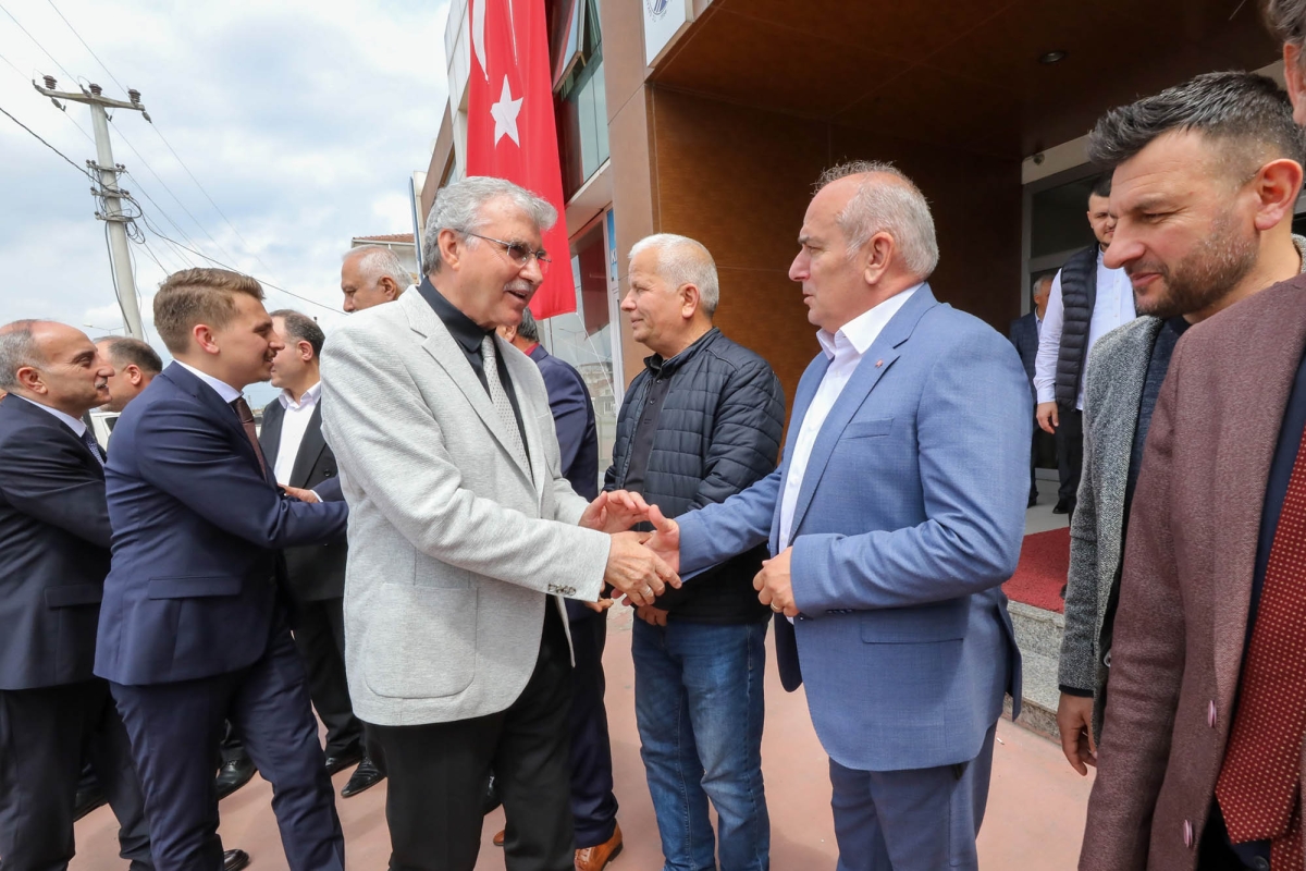 Ekrem Yüce Sakarya’yı karış karış gezdi: “Biz bu şehre gönülden sevdalıyız”