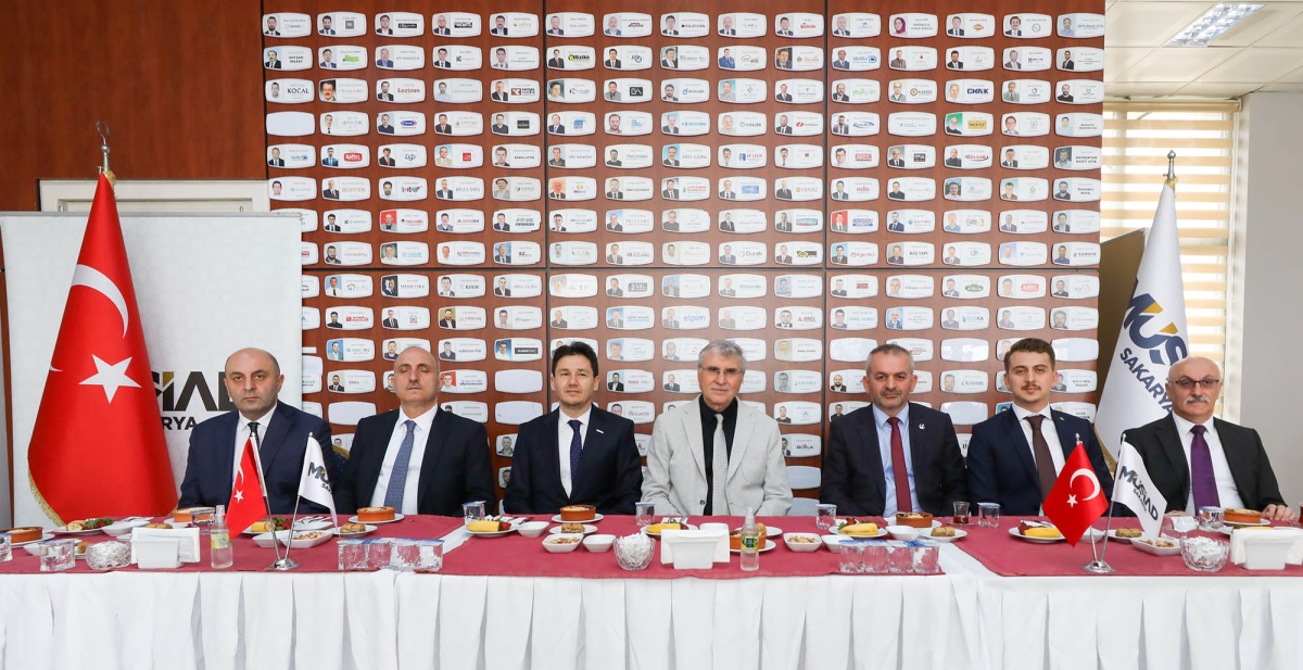 Ekrem Yüce Sakarya’yı karış karış gezdi: “Biz bu şehre gönülden sevdalıyız”
