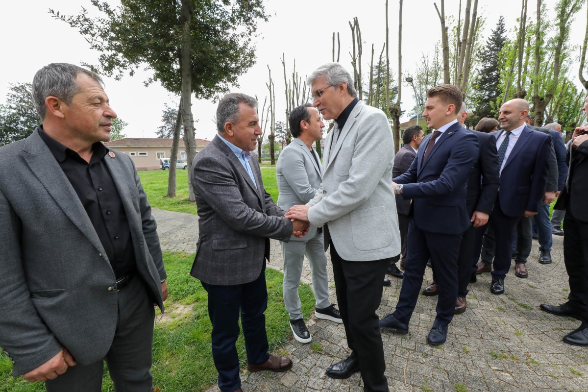 Ekrem Yüce Sakarya’yı karış karış gezdi: “Biz bu şehre gönülden sevdalıyız”