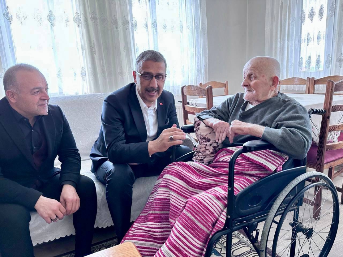 AK Parti Sakarya Milletvekili Adayı Av. Lütfi Bayraktar