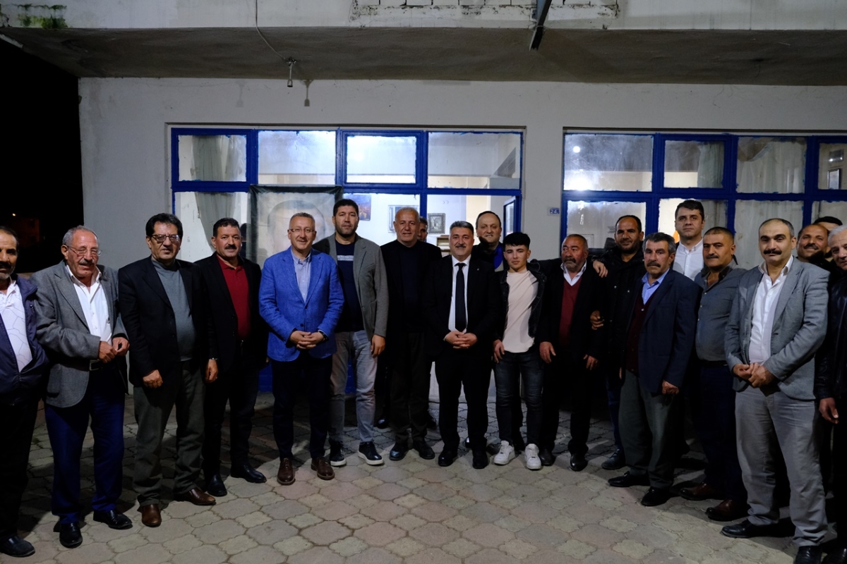 Bayraktar ve Kılıç, Şehrin Kalbi Adapazarı’nda 14 Mayıs Zaferine Hep Birlikte Yürüyoruz