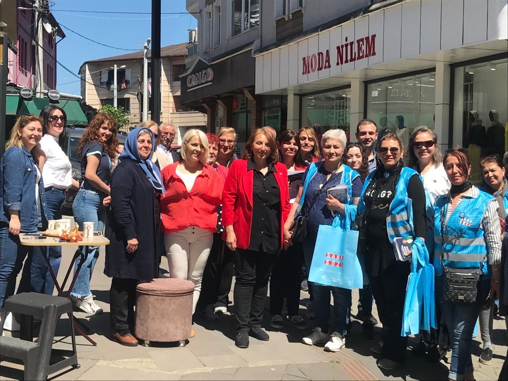 CHP Sakarya birinci sıra milletvekili adayı Ayça Taşkent Sakarya’nın umudu Cumhuriyet Halk Partisi