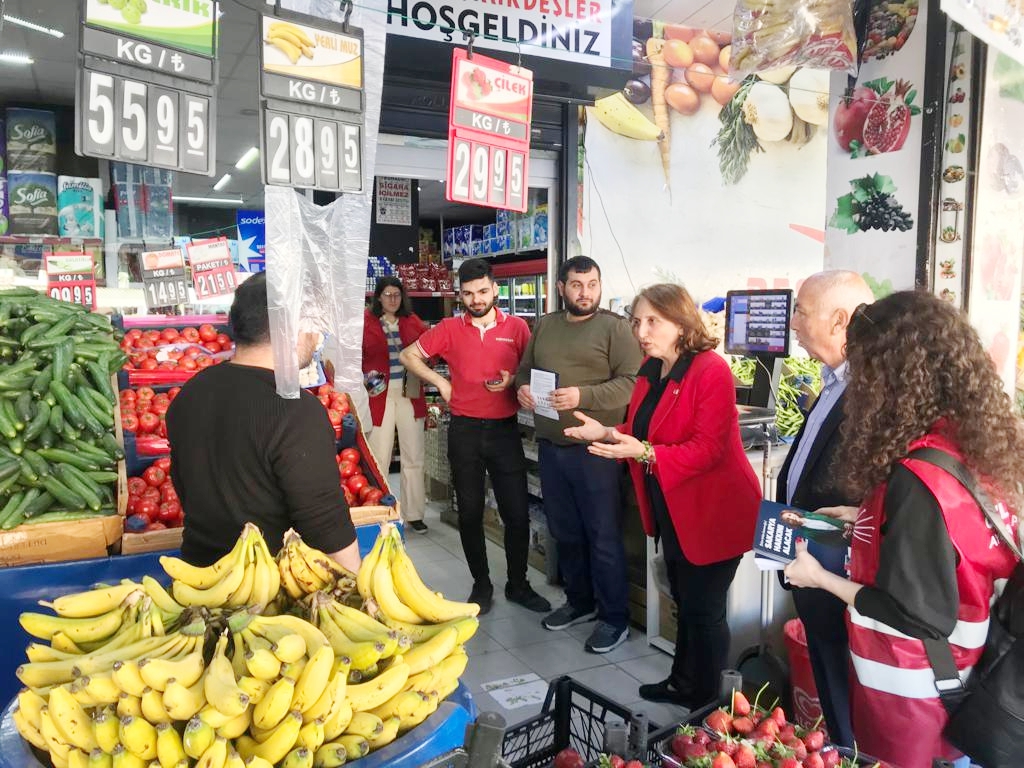 CHP Sakarya birinci sıra milletvekili adayı Ayça Taşkent Sakarya’nın umudu Cumhuriyet Halk Partisi