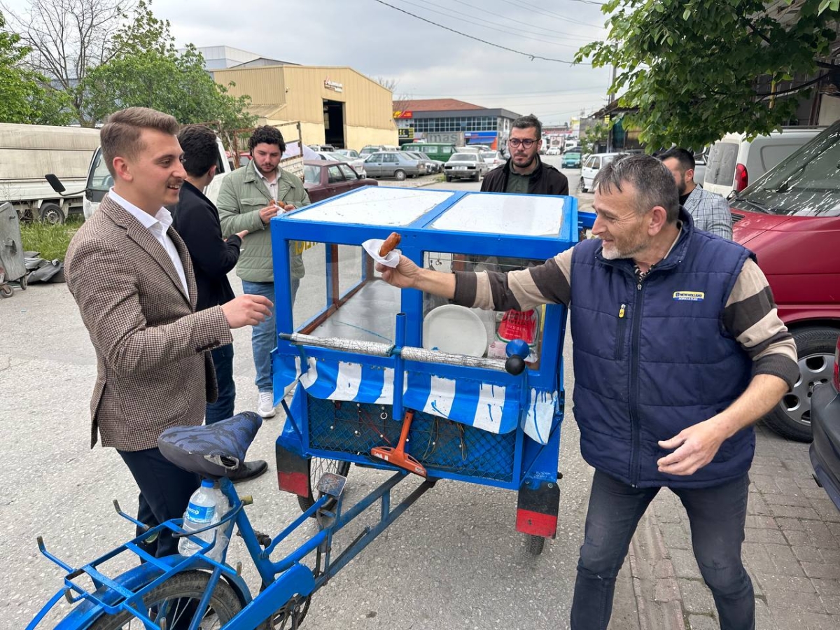 AK Parti Sakarya Milletvekili Adayı Rahmi Can Şeşen “Gençler Türkiye Yüzyılına en büyük desteği verecek”