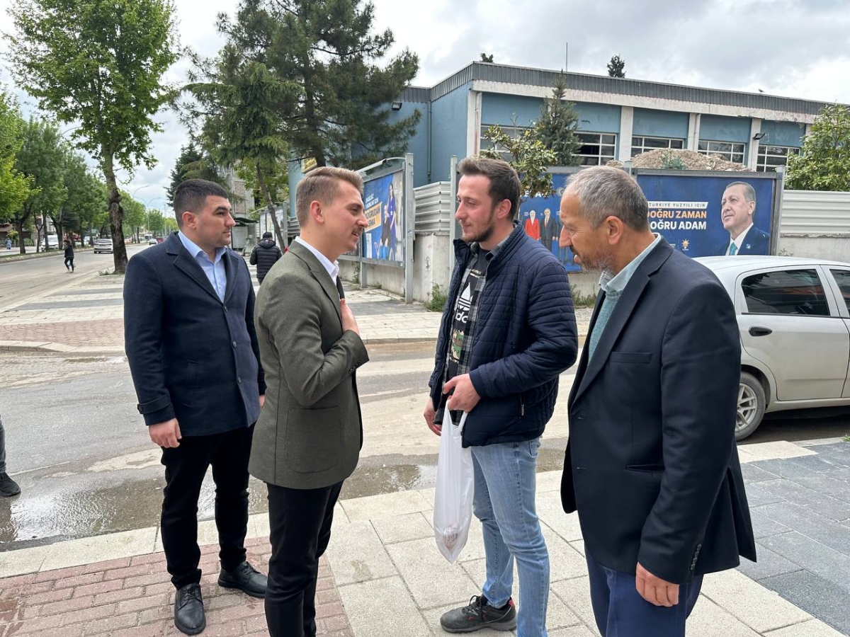 AK Parti Sakarya Milletvekili Adayı Rahmi Can Şeşen “Gençler Türkiye Yüzyılına en büyük desteği verecek”