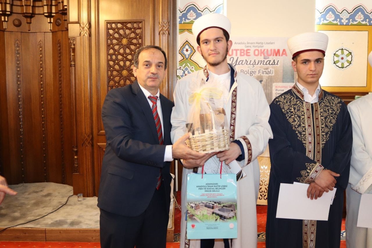Genç Hatipler Hutbe Okuma Yarışması Bölge Finali Sakarya'da Yapıldı