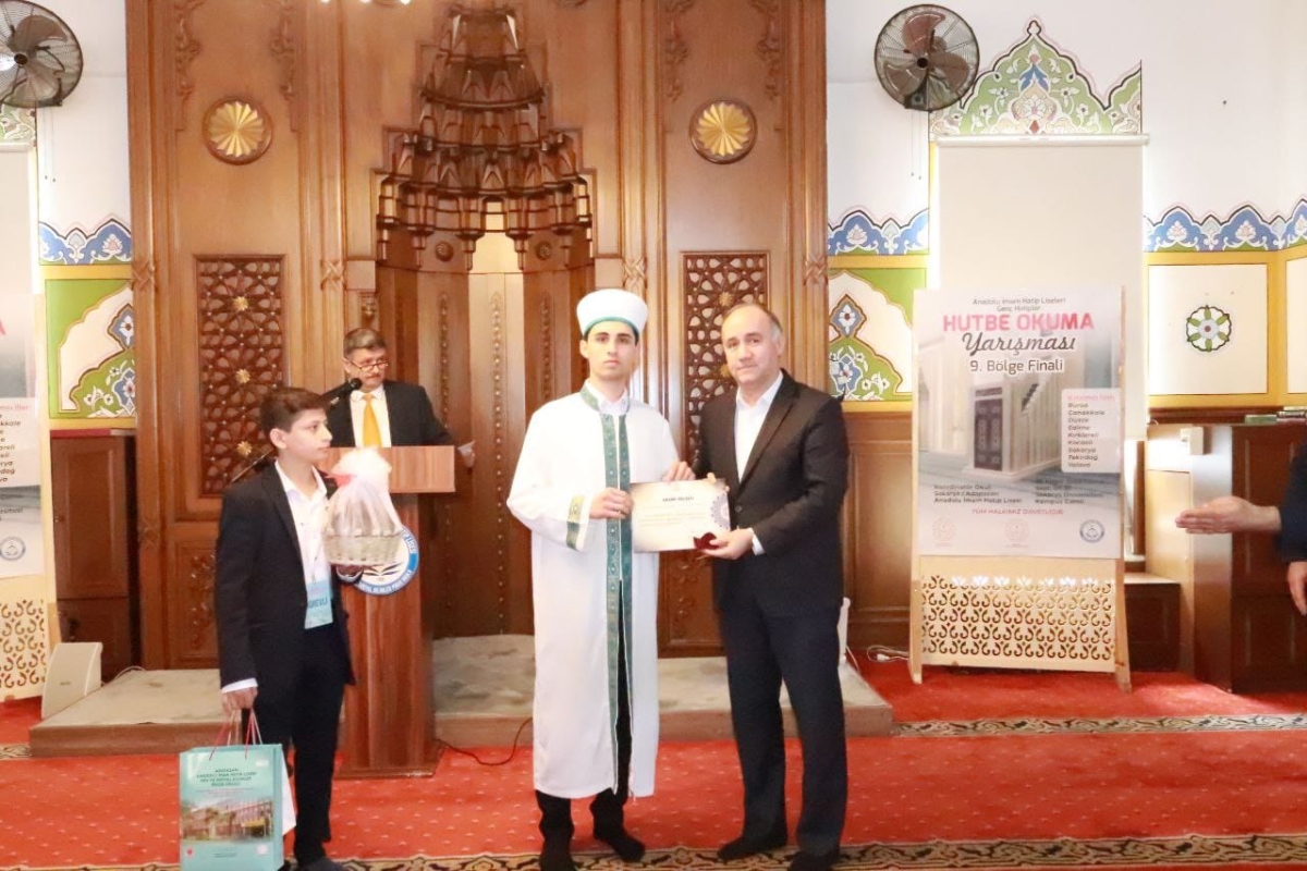 Genç Hatipler Hutbe Okuma Yarışması Bölge Finali Sakarya'da Yapıldı