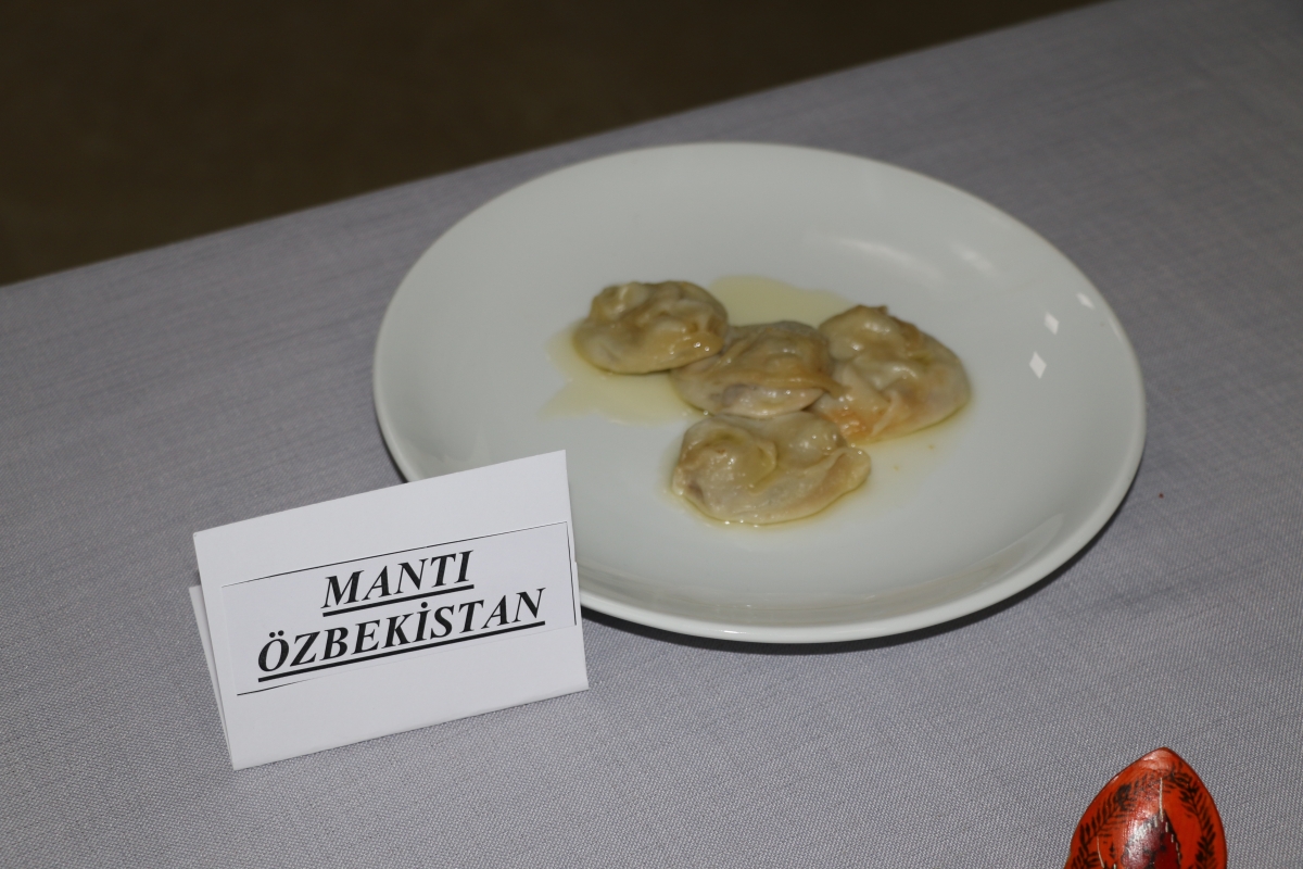 YÖRESEL MÜTFAKLAR Gülsen YILDIZ ile Sakarya Halk Eğitim Merkezinde Görsel Şov İŞTE O KARELER.