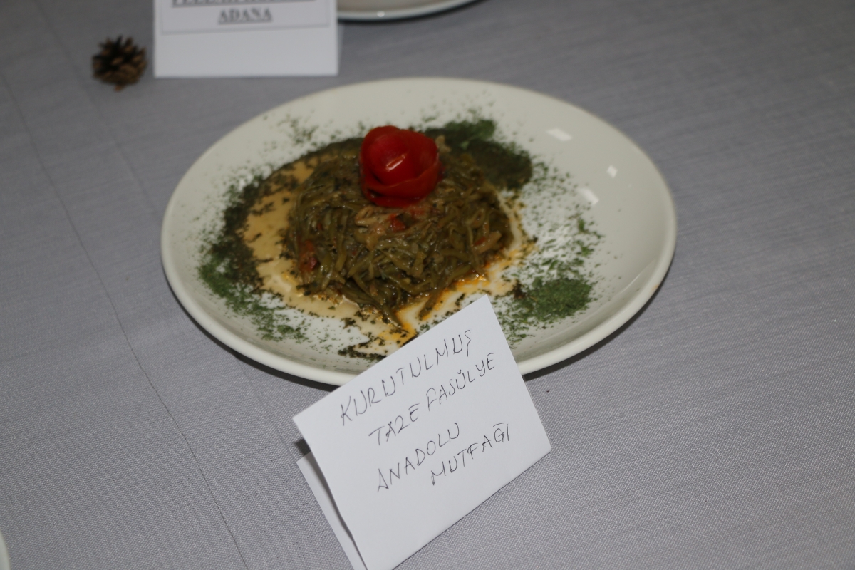 YÖRESEL MÜTFAKLAR Gülsen YILDIZ ile Sakarya Halk Eğitim Merkezinde Görsel Şov İŞTE O KARELER.