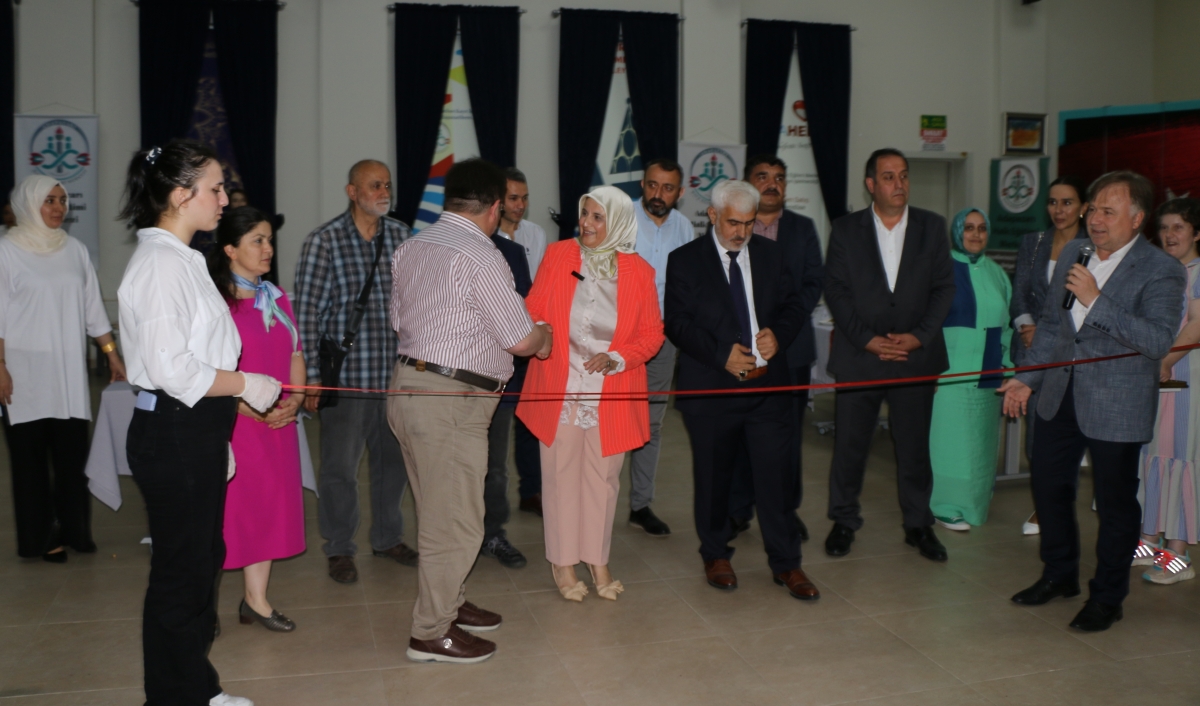 YÖRESEL MÜTFAKLAR Gülsen YILDIZ ile Sakarya Halk Eğitim Merkezinde Görsel Şov İŞTE O KARELER.