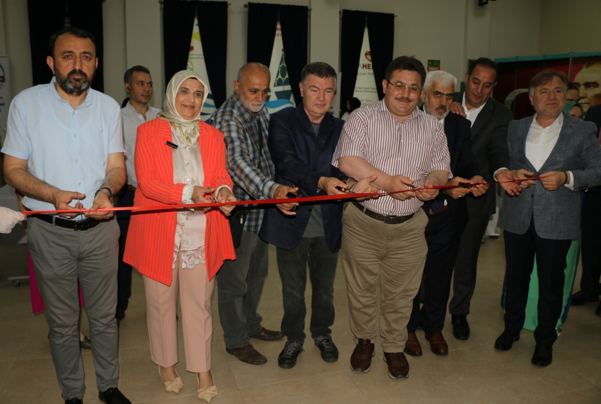 YÖRESEL MÜTFAKLAR Gülsen YILDIZ ile Sakarya Halk Eğitim Merkezinde Görsel Şov İŞTE O KARELER.