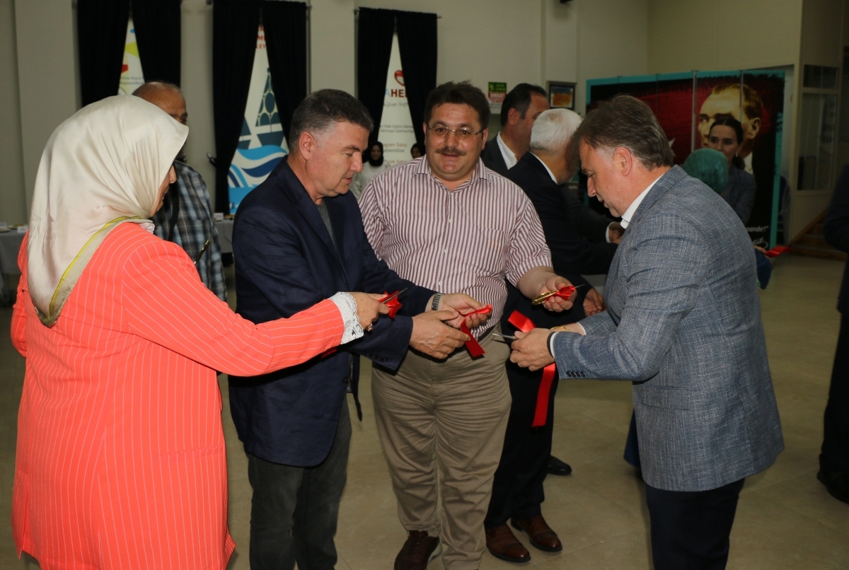 YÖRESEL MÜTFAKLAR Gülsen YILDIZ ile Sakarya Halk Eğitim Merkezinde Görsel Şov İŞTE O KARELER.
