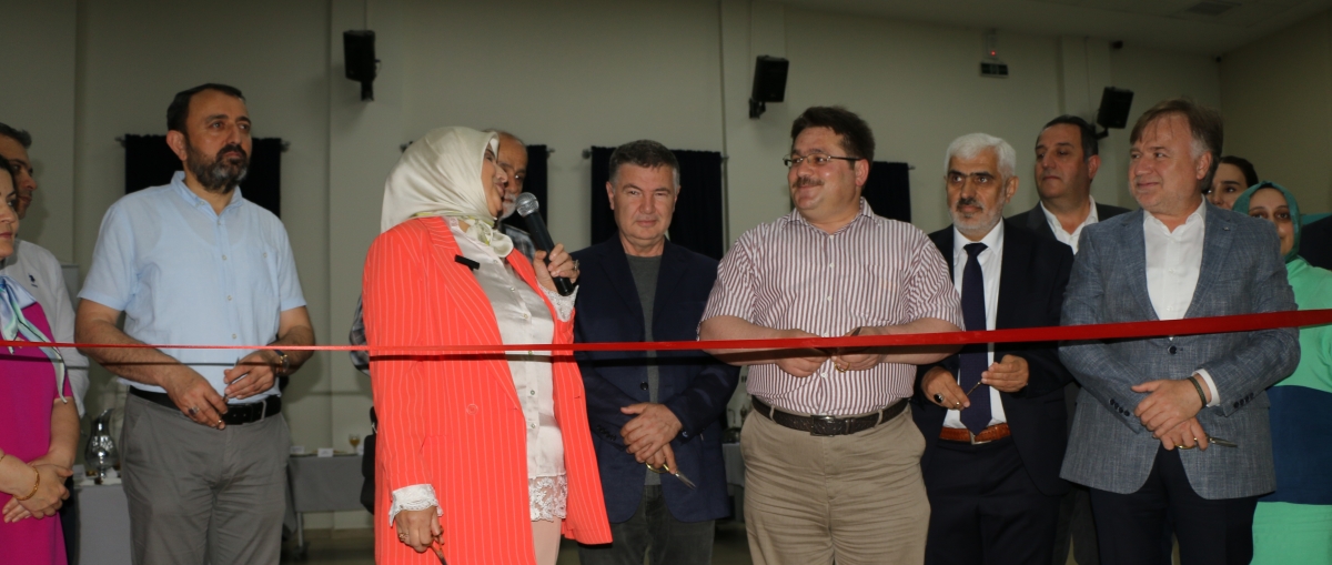 YÖRESEL MÜTFAKLAR Gülsen YILDIZ ile Sakarya Halk Eğitim Merkezinde Görsel Şov İŞTE O KARELER.