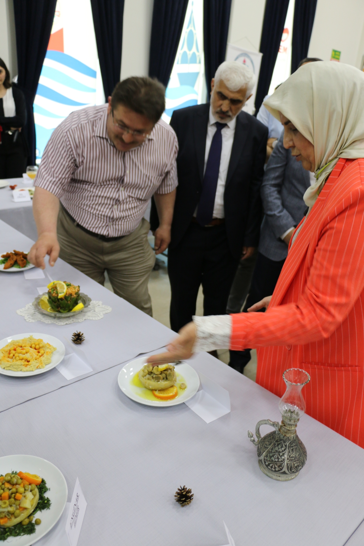 YÖRESEL MÜTFAKLAR Gülsen YILDIZ ile Sakarya Halk Eğitim Merkezinde Görsel Şov İŞTE O KARELER.