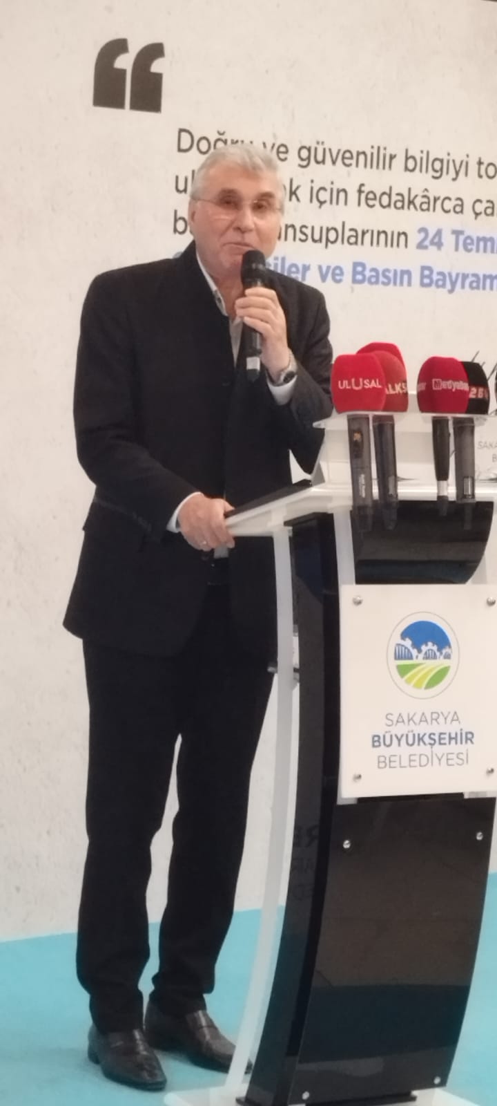 24 TEMMUZ GAZETECİLER VE BASIN BAYRAMINDA SBB BAŞKANI EKREM YÜCE ULUSAL VE YEREL BASIN İLE BİR ARADA