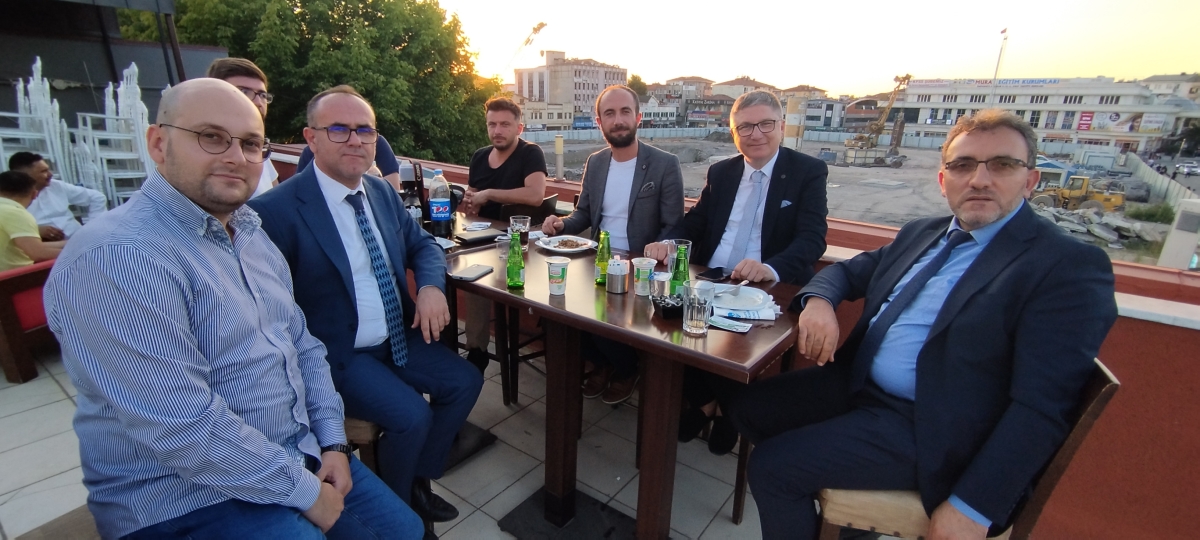 24 TEMMUZ GAZETECİLER VE BASIN BAYRAMINDA SBB BAŞKANI EKREM YÜCE ULUSAL VE YEREL BASIN İLE BİR ARADA