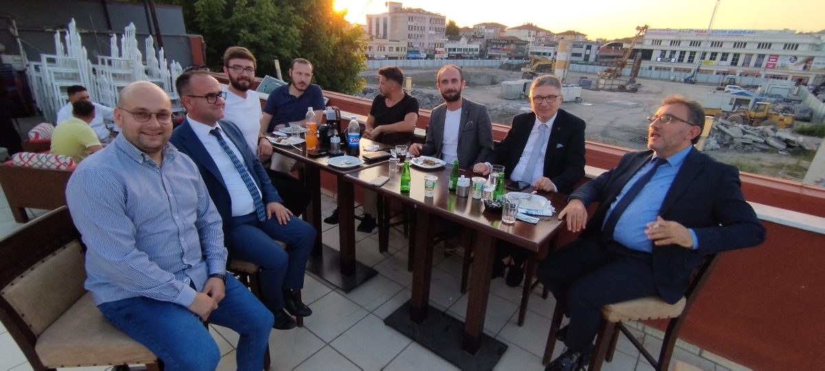 24 TEMMUZ GAZETECİLER VE BASIN BAYRAMINDA SBB BAŞKANI EKREM YÜCE ULUSAL VE YEREL BASIN İLE BİR ARADA